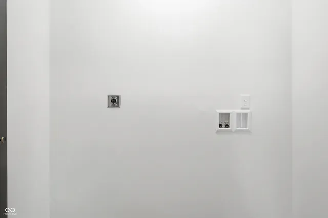 $449,000 | 6574 East Us Highway, Losantville, IN 47354