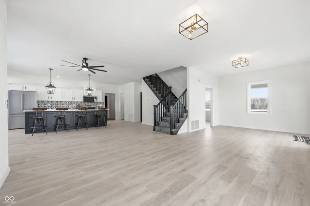 $449,000 | 6574 East Us Highway, Losantville, IN 47354