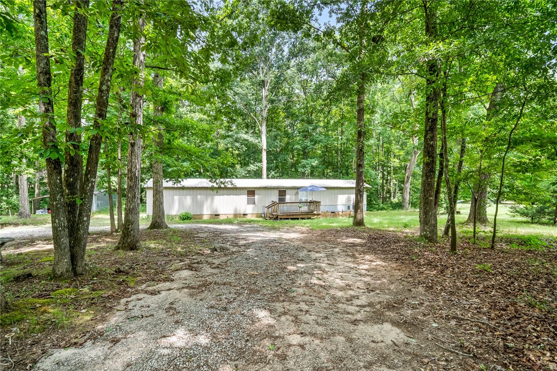 133 Greenvalley Road Starr, SC 29684 - Photo 2 of 24