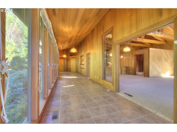 $699,999 | 4 Vista Drive, Port Orford, OR 97465