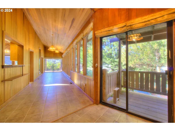$699,999 | 4 Vista Drive, Port Orford, OR 97465