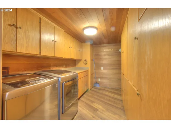 $699,999 | 4 Vista Drive, Port Orford, OR 97465