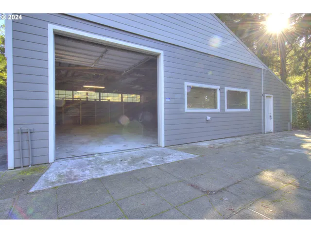 $699,999 | 4 Vista Drive, Port Orford, OR 97465