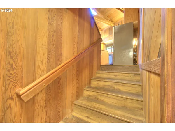 $699,999 | 4 Vista Drive, Port Orford, OR 97465