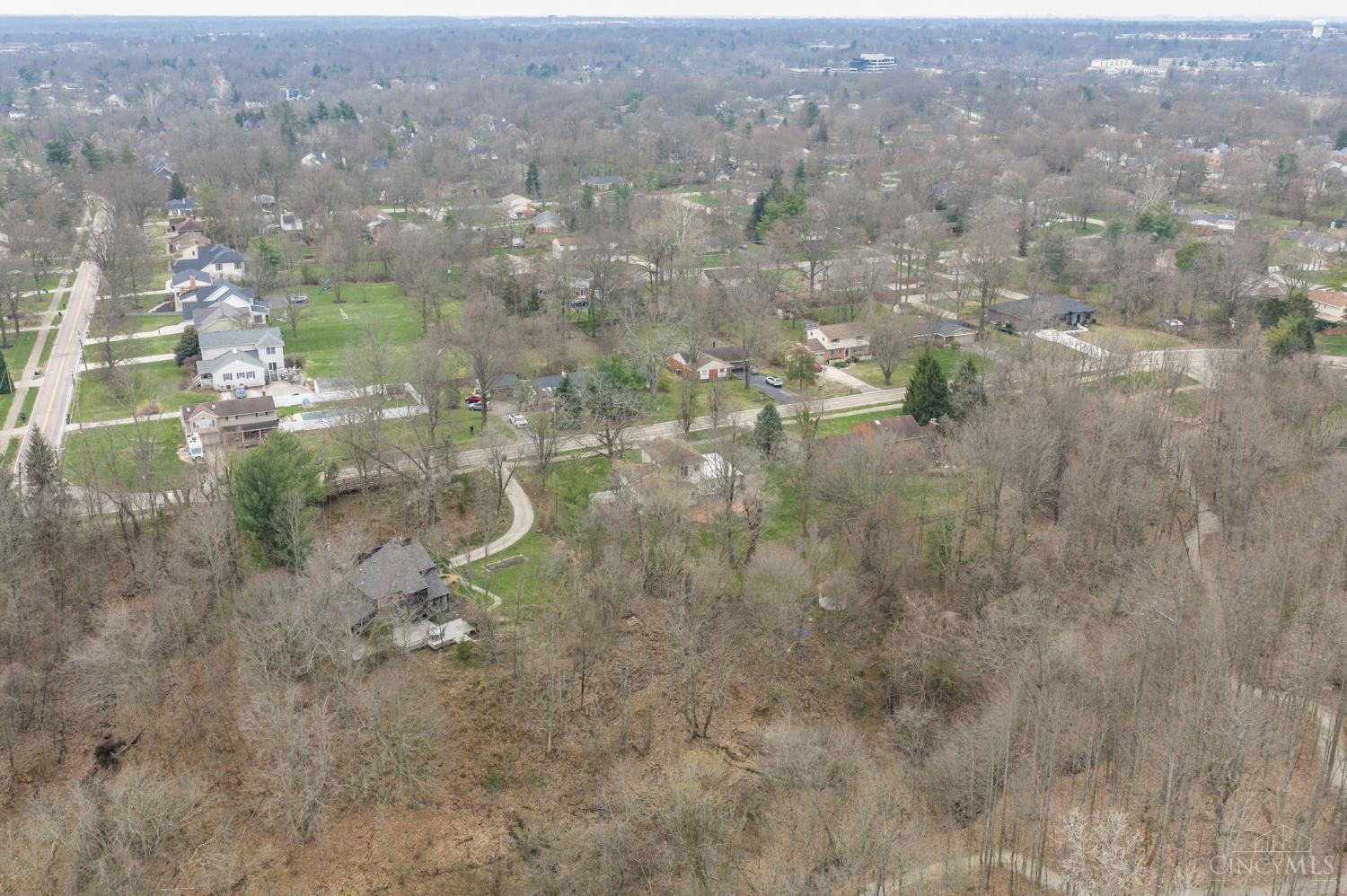 10810 Deerfield Road Montgomery, OH 45242 - Photo 13 of 25