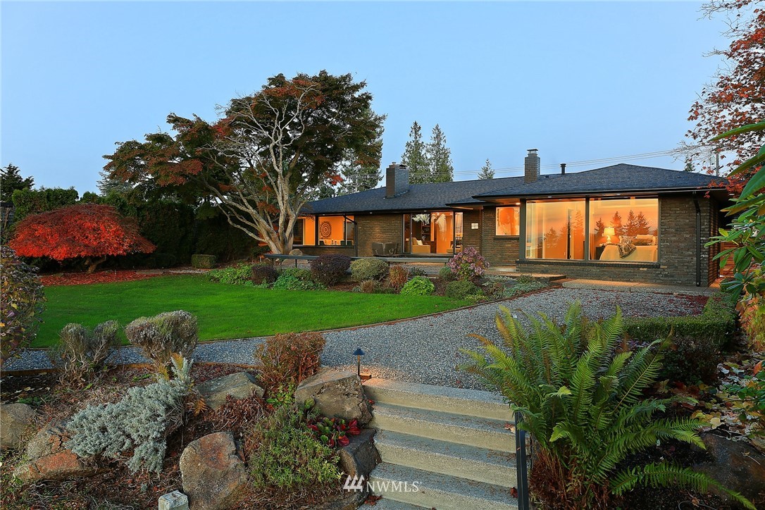 334 Heather Road Everett, WA 98203 - Photo 1 of 25
