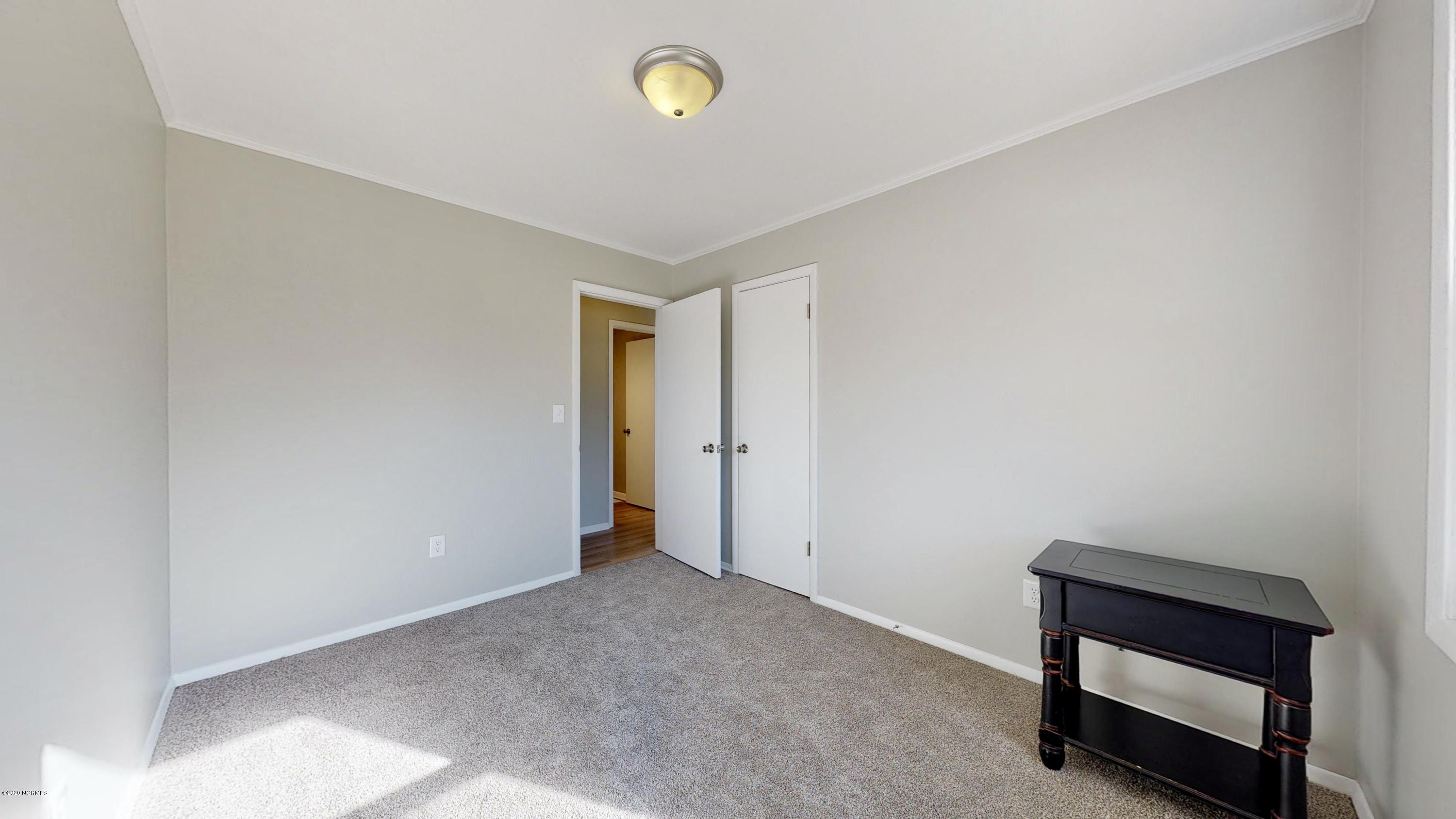307 Sheffield Road Jacksonville, NC 28546 - Photo 17 of 33 307-Sheffield-Dr-01232020_083140