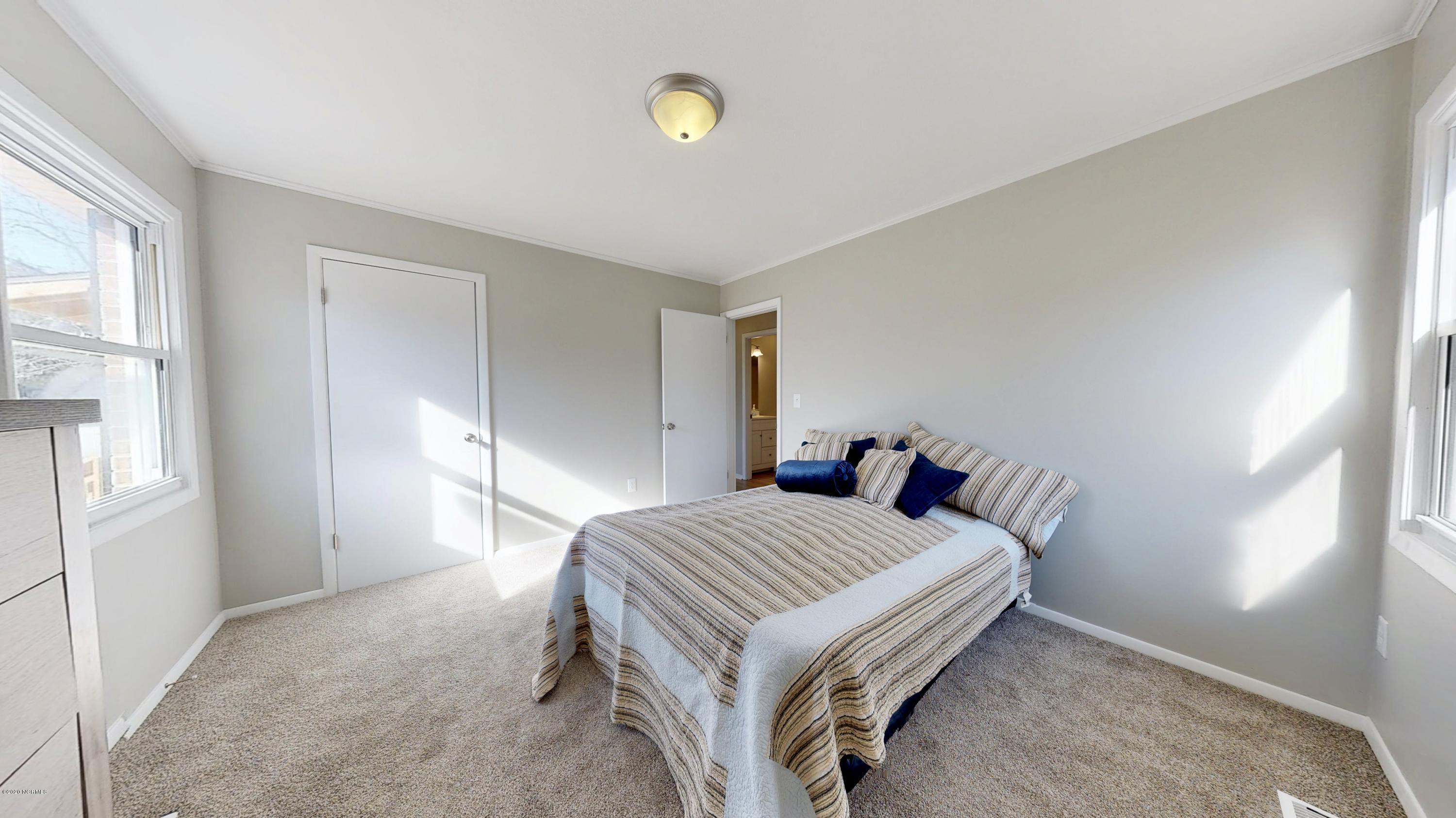 307 Sheffield Road Jacksonville, NC 28546 - Photo 21 of 33 307-Sheffield-Dr-01232020_083458