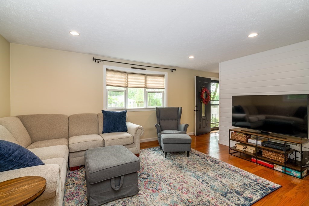 58 North Shore Road Holbrook, MA 02343 - Photo 6 of 24