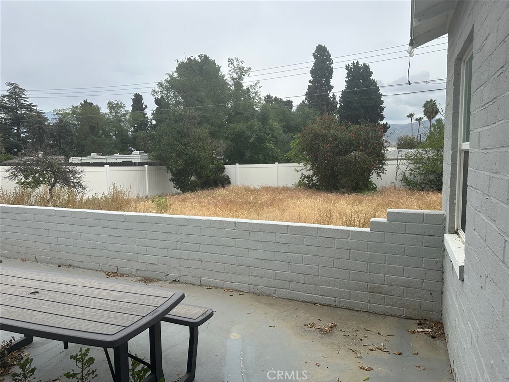 310 Santa Rita Place Banning, CA 92220 - Photo 22 of 27 a view of outdoor space and yard