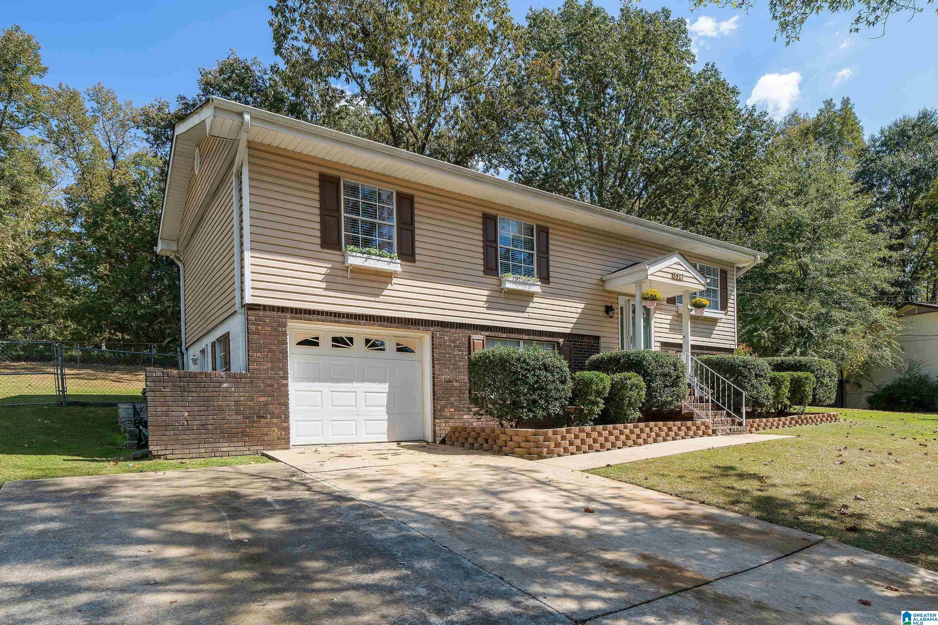 5817 Woodward Road Mount Olive, AL 35117 - Photo 3 of 23