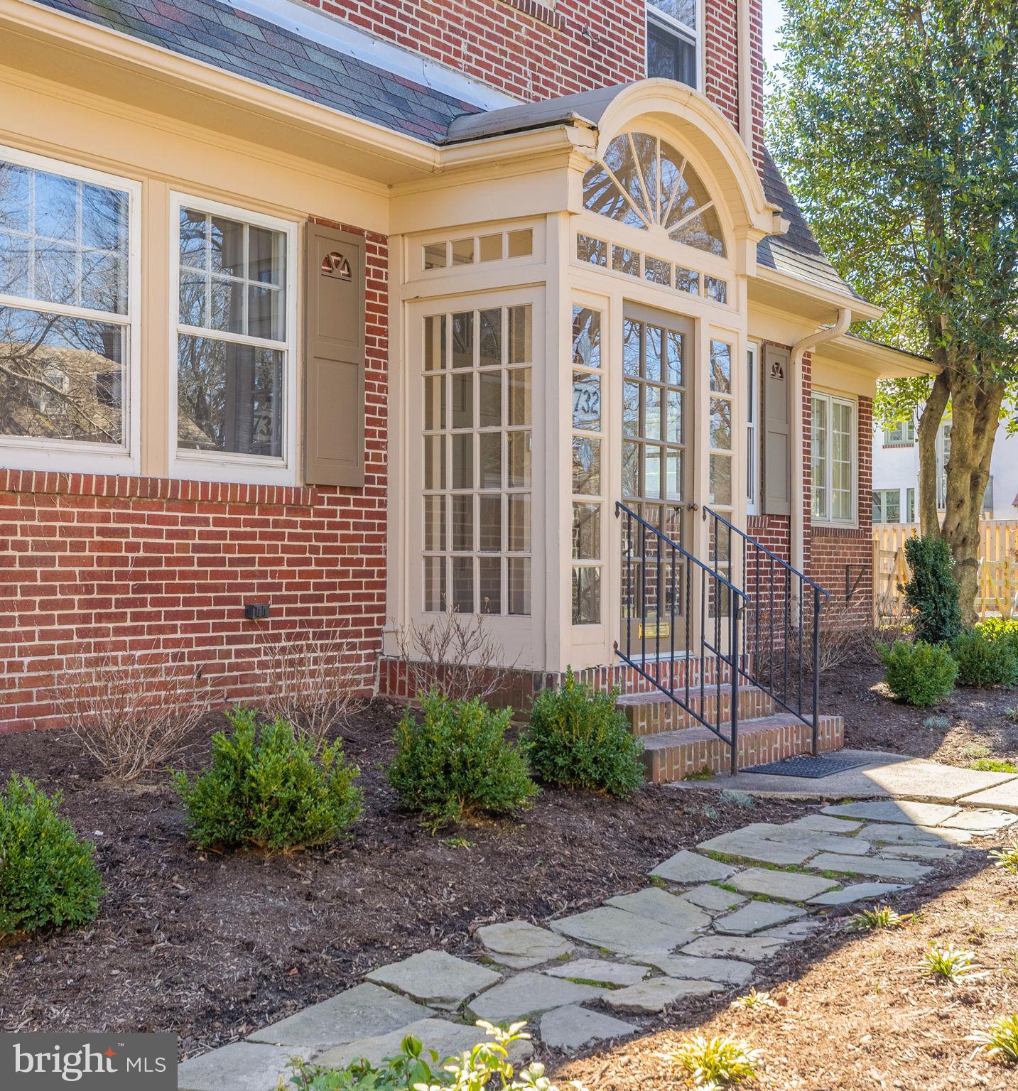 732 Nottingham Road Wilmington, DE 19805 - Photo 2 of 40