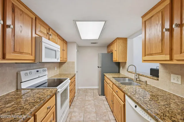 $204,900 | 2909 St Johns Avenue, Unit 11A, Jacksonville, FL 32205