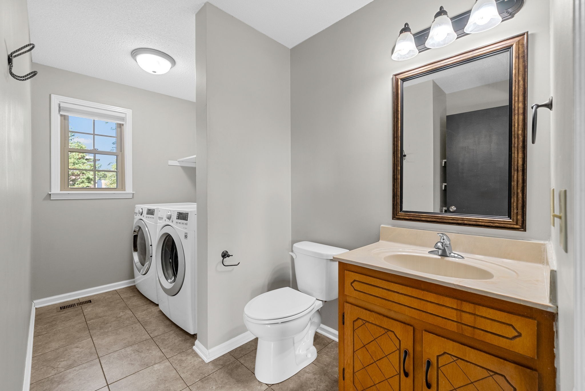 1112 Tobacco Road Clarksville, TN 37042 - Photo 17 of 40