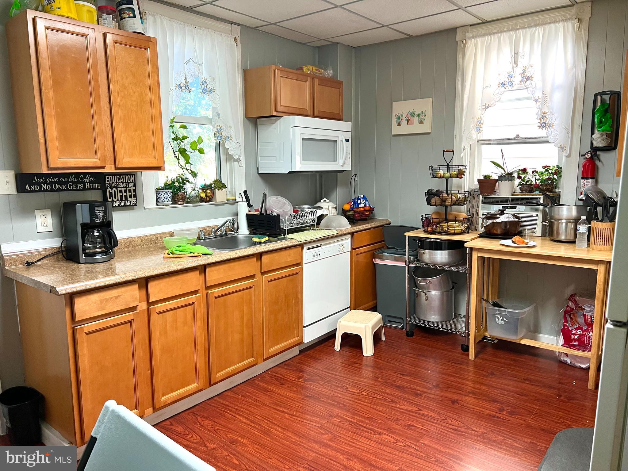 229 Taylor Street Riverside, NJ 08075 - Photo 6 of 10