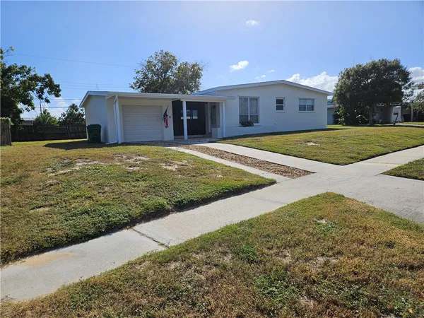 $1,800 | 745 Schumann Drive, Sebastian, FL 32958