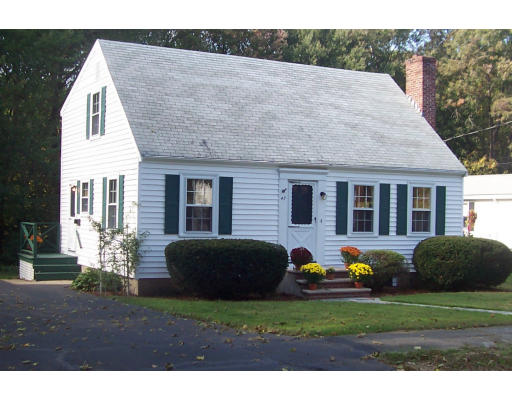 47 Tennyson Road Reading, MA 01867 - Photo 1 of 7 Gallery Image 1