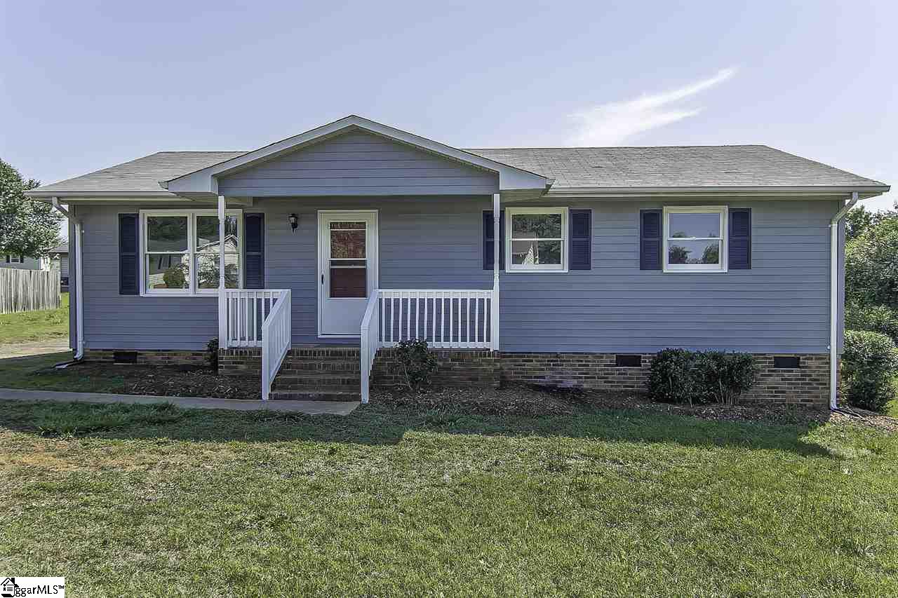 211 Ranier Drive Inman, SC 29349 - Photo 1 of 24