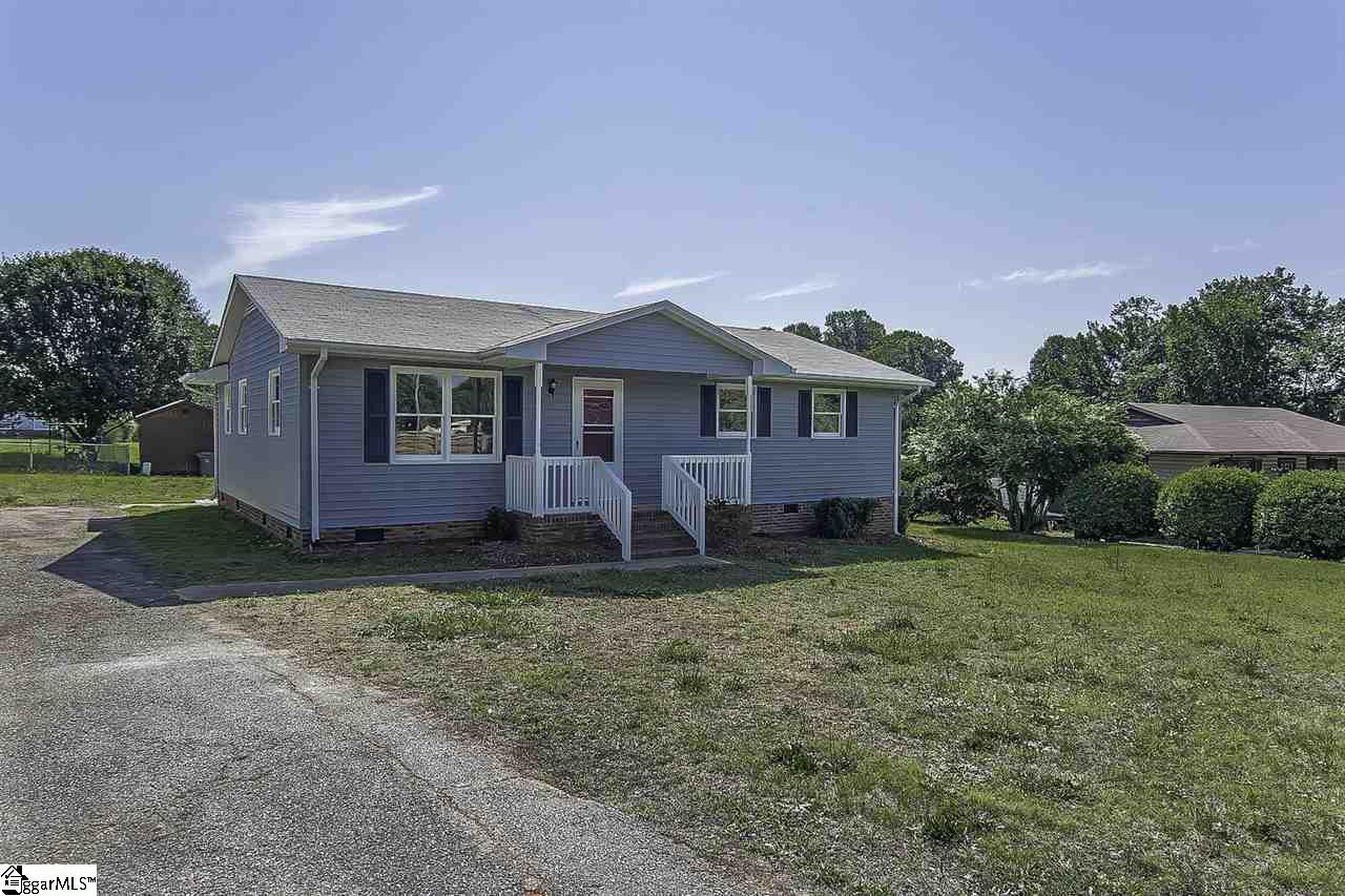 211 Ranier Drive Inman, SC 29349 - Photo 4 of 24