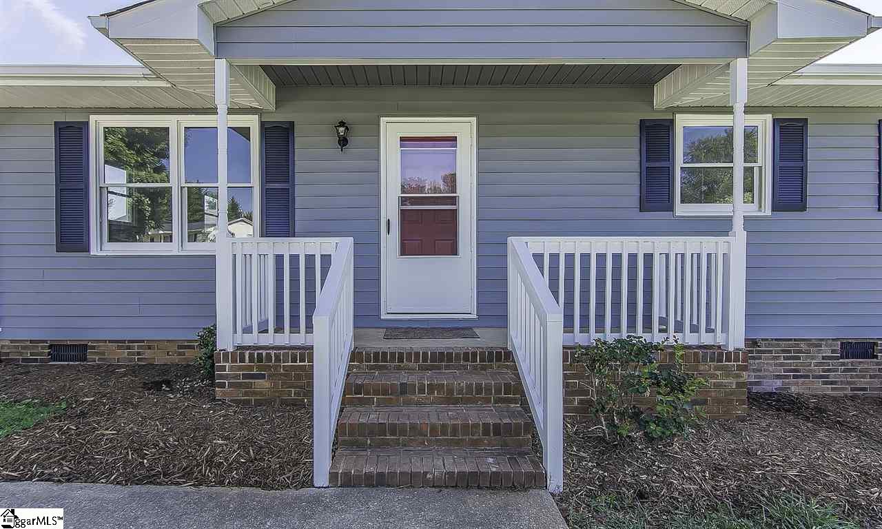 211 Ranier Drive Inman, SC 29349 - Photo 5 of 24