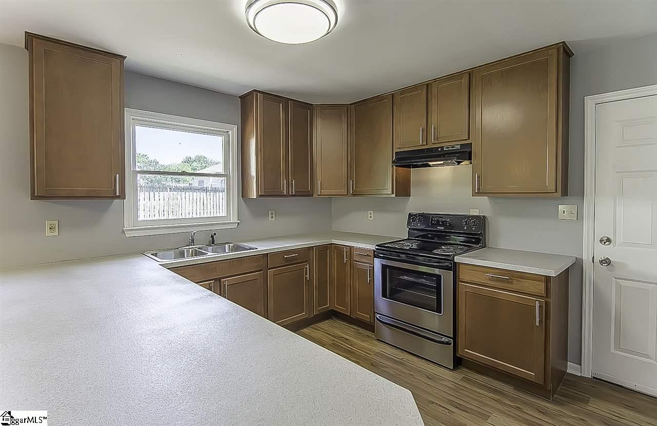 211 Ranier Drive Inman, SC 29349 - Photo 9 of 24