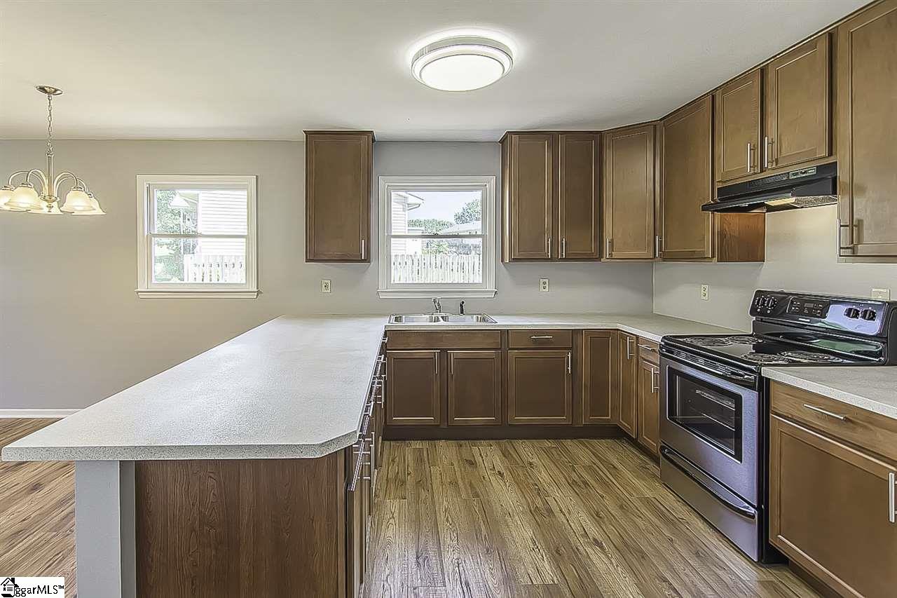 211 Ranier Drive Inman, SC 29349 - Photo 10 of 24