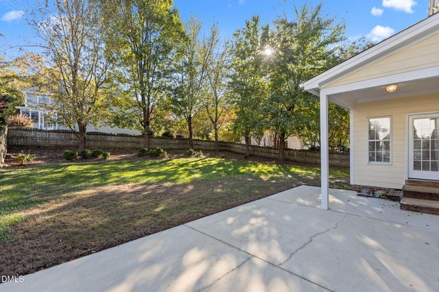 a house view with a outdoor space