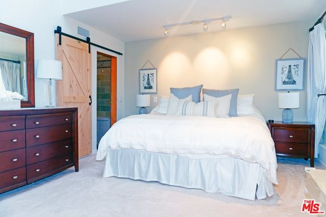 $1,420,000 | 942 14th Street, Unit 2, Santa Monica, CA 90403