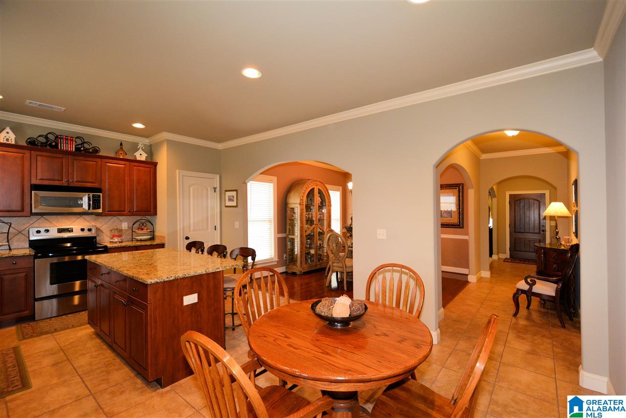 467 Heathersage Road Alabaster, AL 35114 - Photo 13 of 33