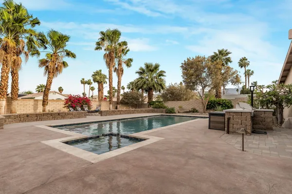 $625,000 | 43260 Silk Tree Lane, Palm Desert, CA 92260