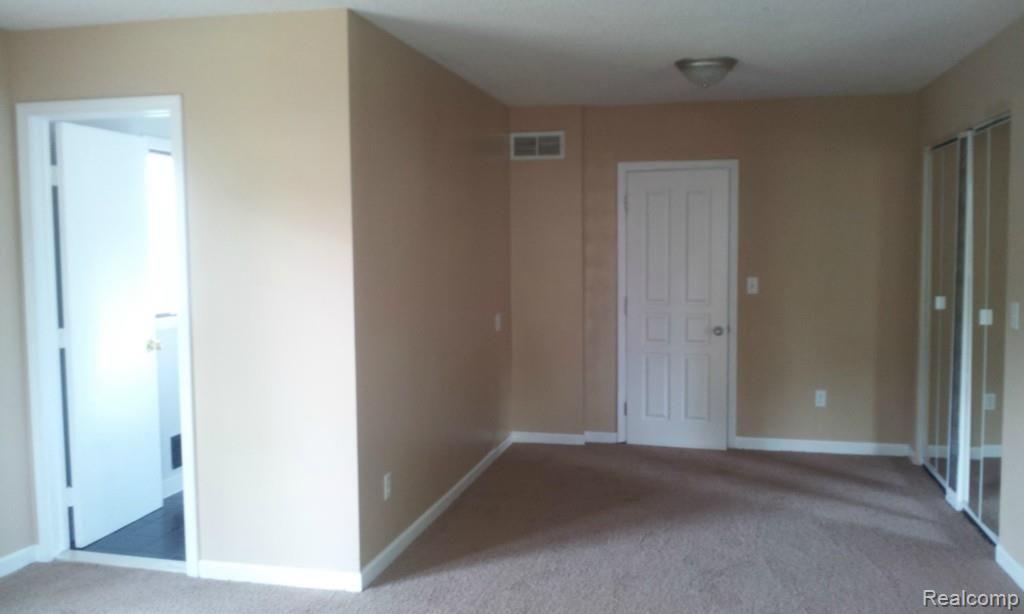 22030 Stephens Road St. Clair Shores, MI 48080 - Photo 16 of 36 2014-08-26 15.04