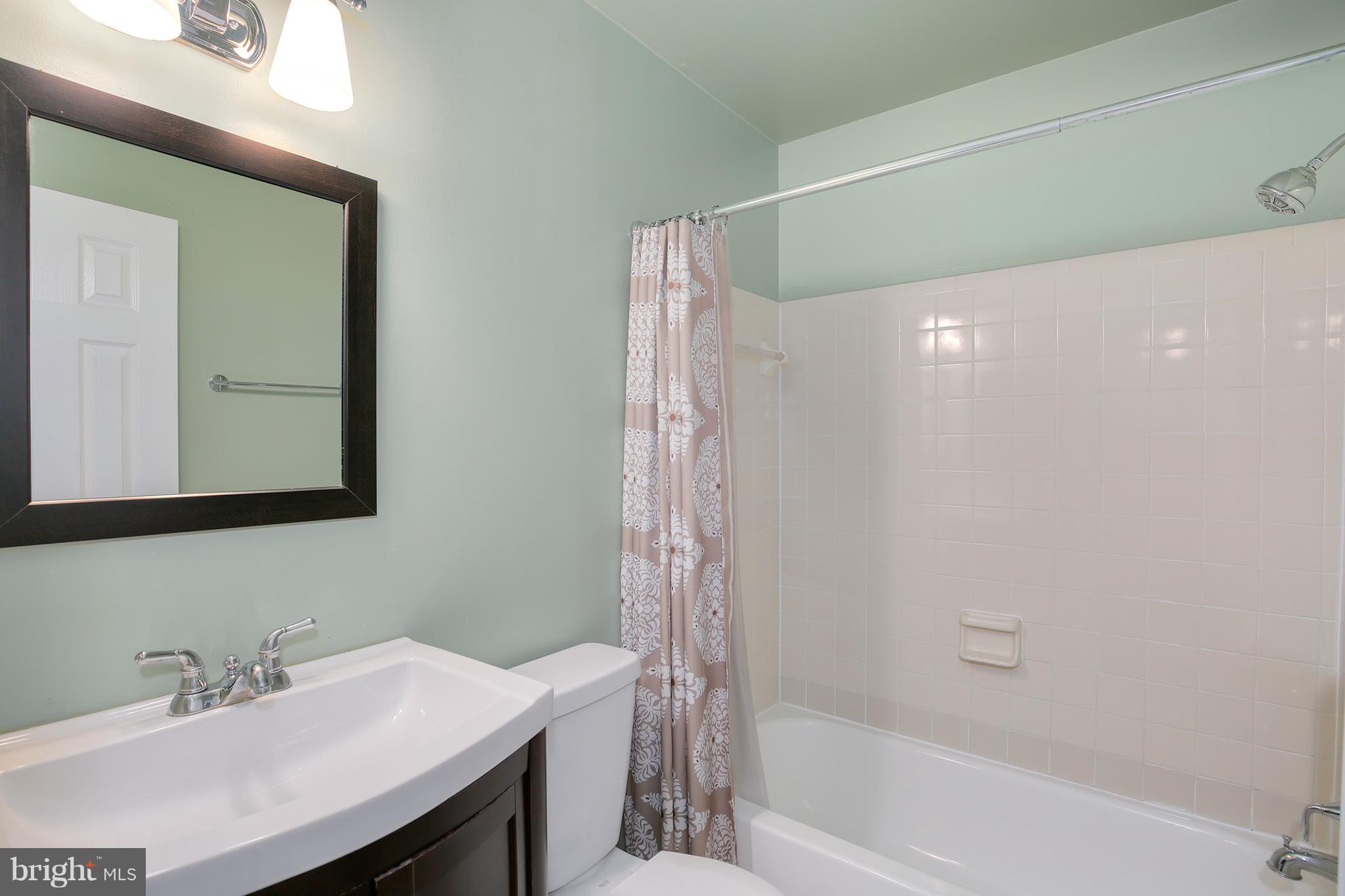 1908 Dennis Avenue Silver Spring, MD 20902 - Photo 14 of 22 Bath