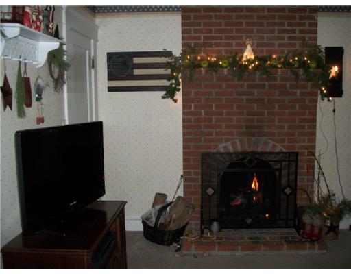 2241 Wallum Lake Road Burrillville, RI 02859 - Photo 3 of 18 Den/Family/Great Room.