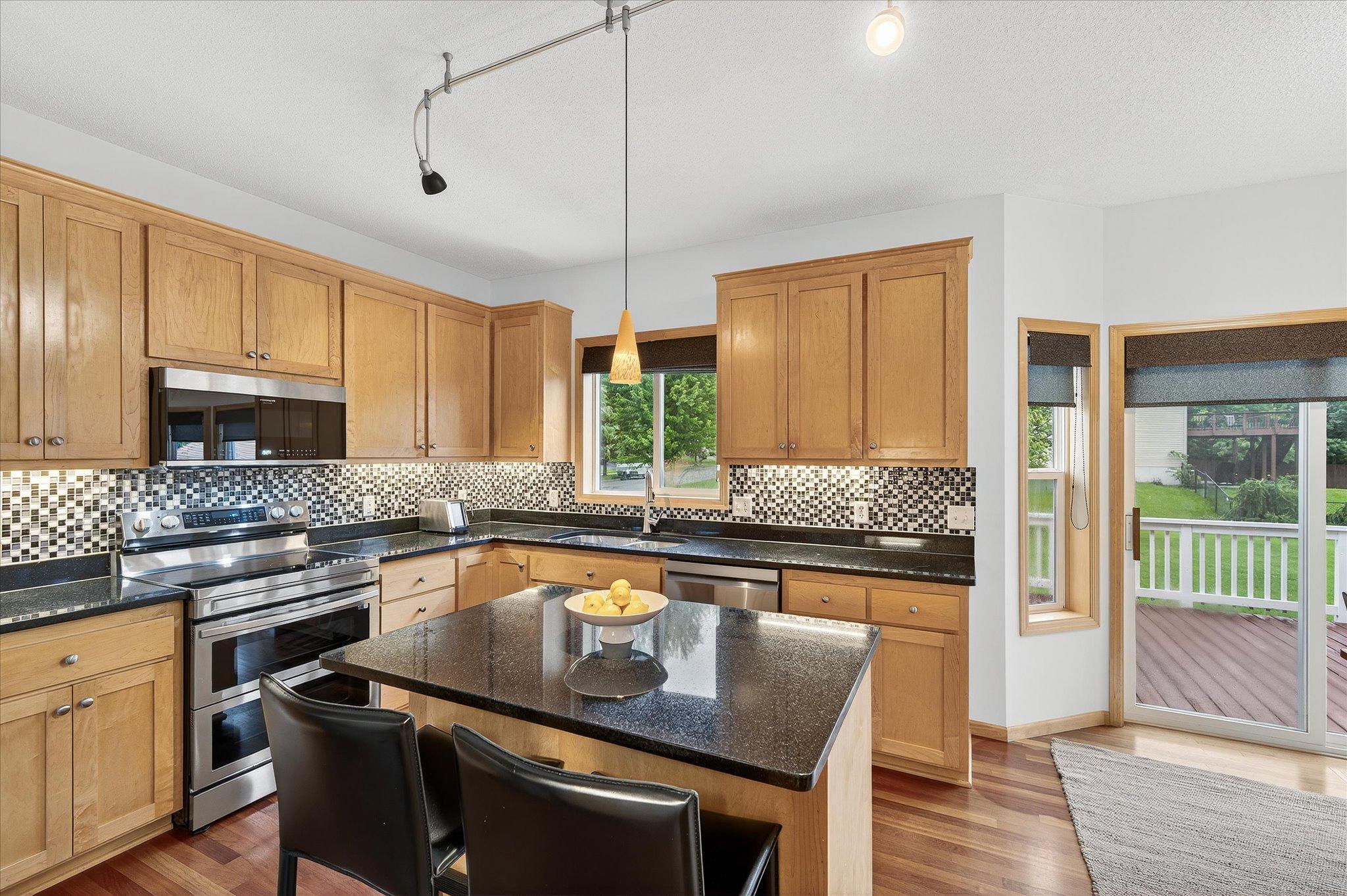 9333 Glacier Road Minnetrista, MN 55375 - Photo 6 of 36