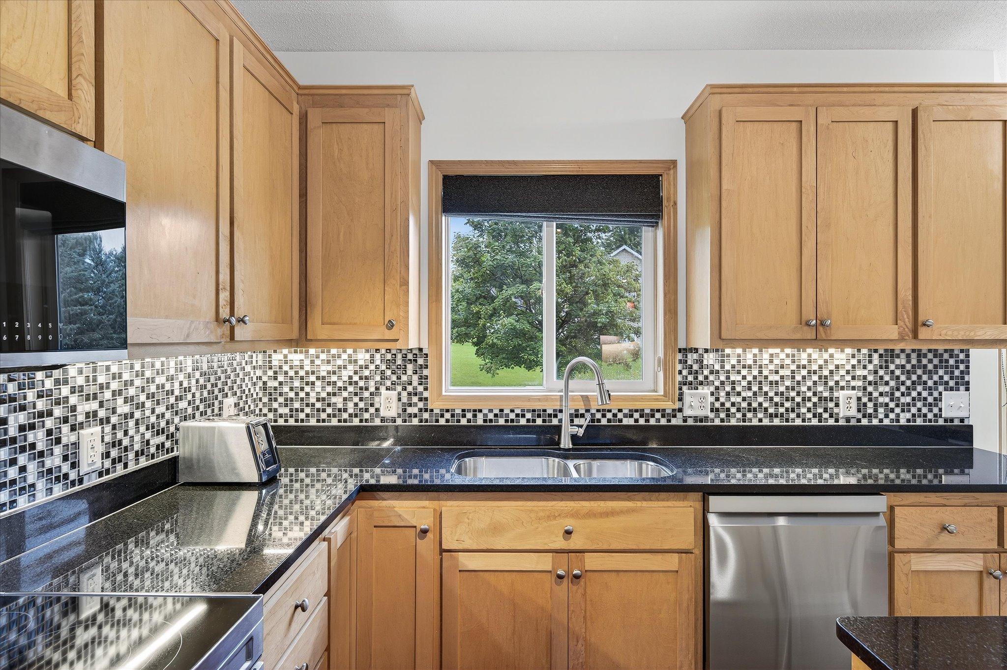 9333 Glacier Road Minnetrista, MN 55375 - Photo 7 of 36