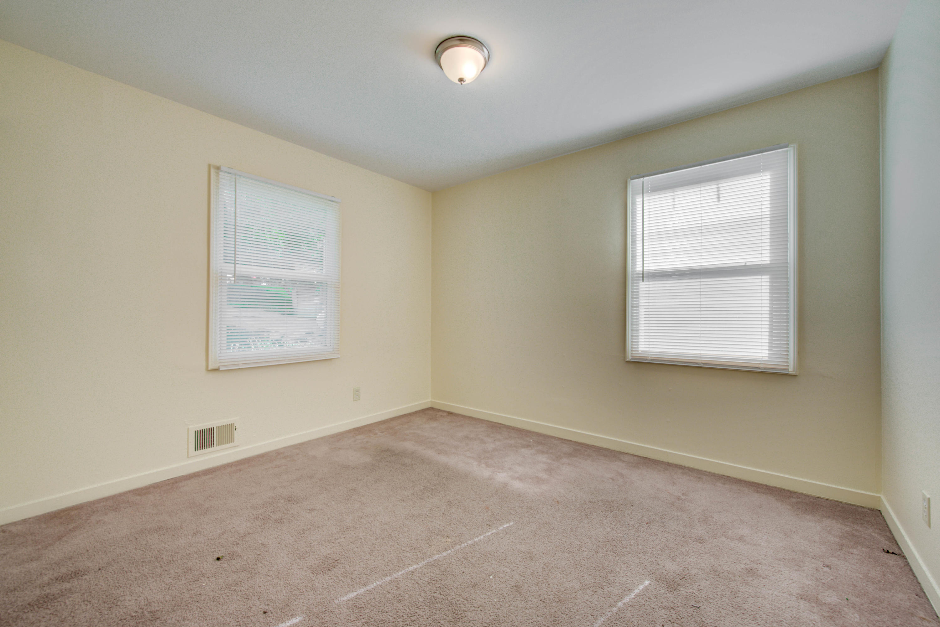 112 Alger Road Oak Ridge, TN 37830 - Photo 11 of 28 11