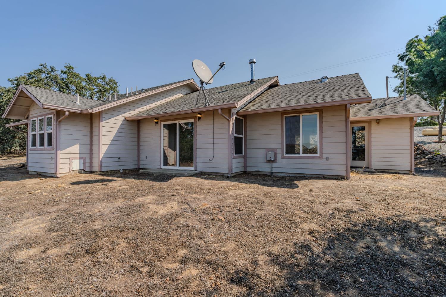 3032 Arrowhead Street Copperopolis, CA 95228 - Photo 13 of 63