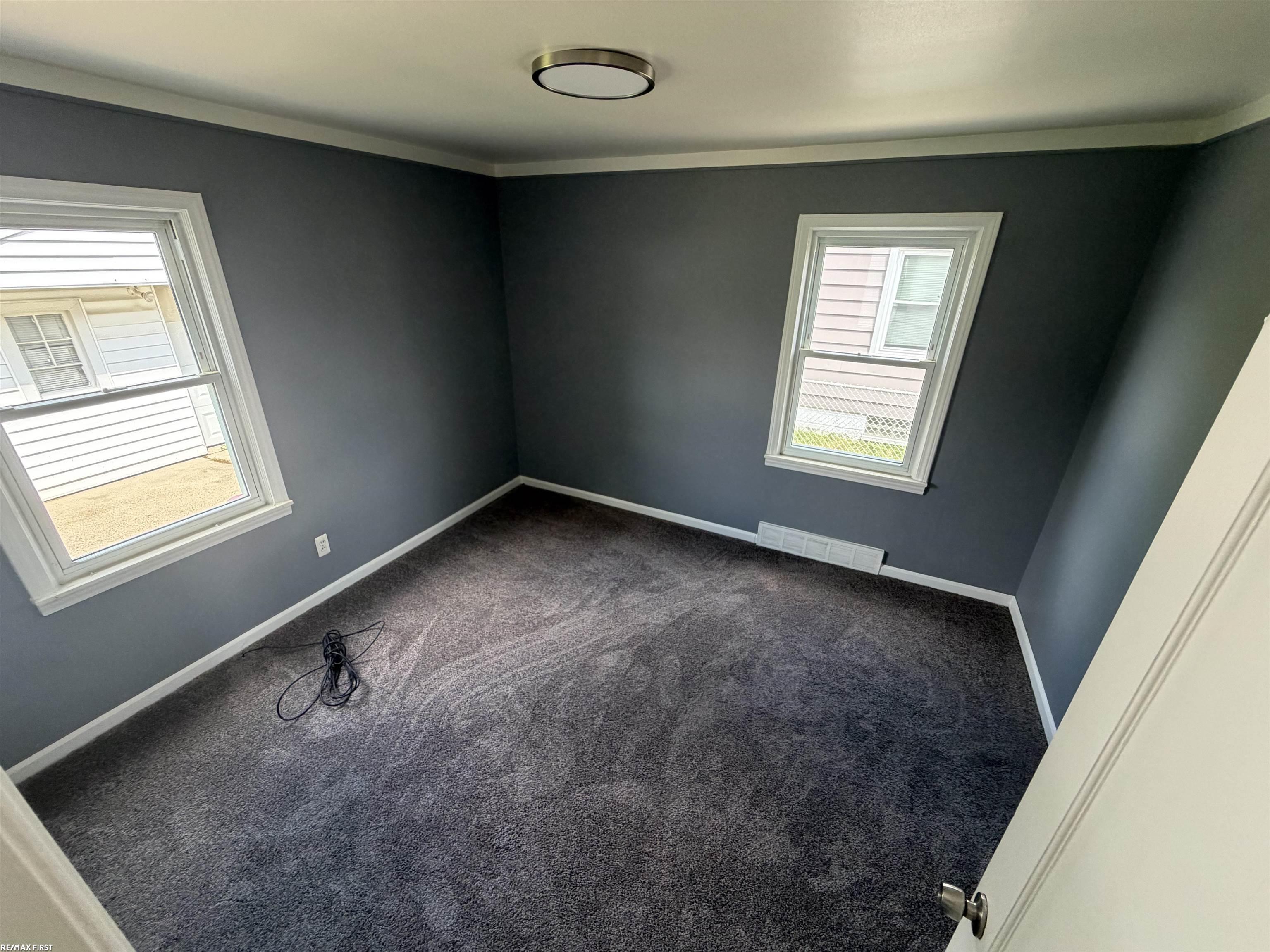 22829 Normandy Avenue Eastpointe, MI 48021 - Photo 16 of 35