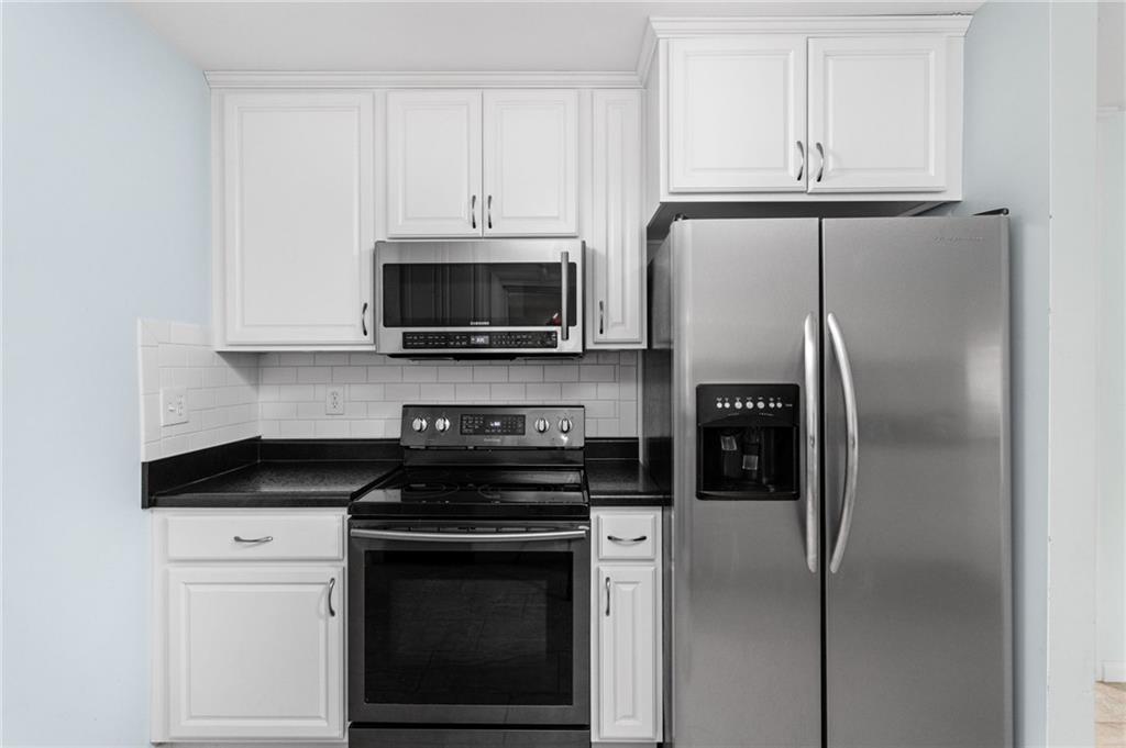4951 Alameda Road Indianapolis, IN 46228 - Photo 12 of 36 Gallery Image 12