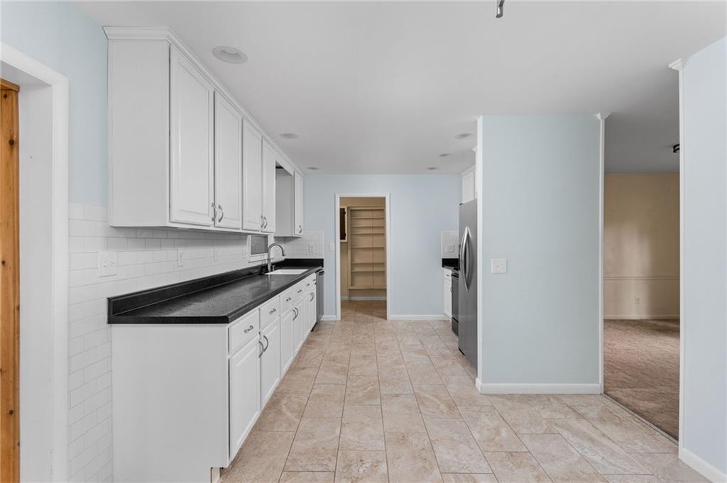 4951 Alameda Road Indianapolis, IN 46228 - Photo 10 of 36 Gallery Image 10