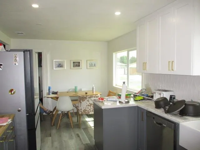 a close up of a mirror