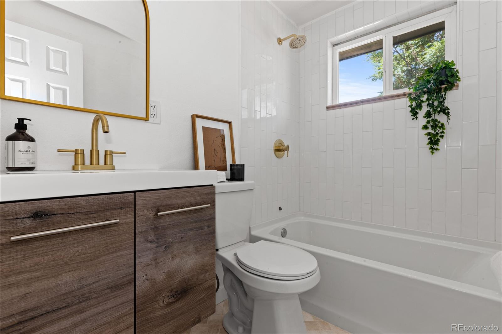 525 Perry Street Denver, CO 80204 - Photo 14 of 26 Gallery Image 14
