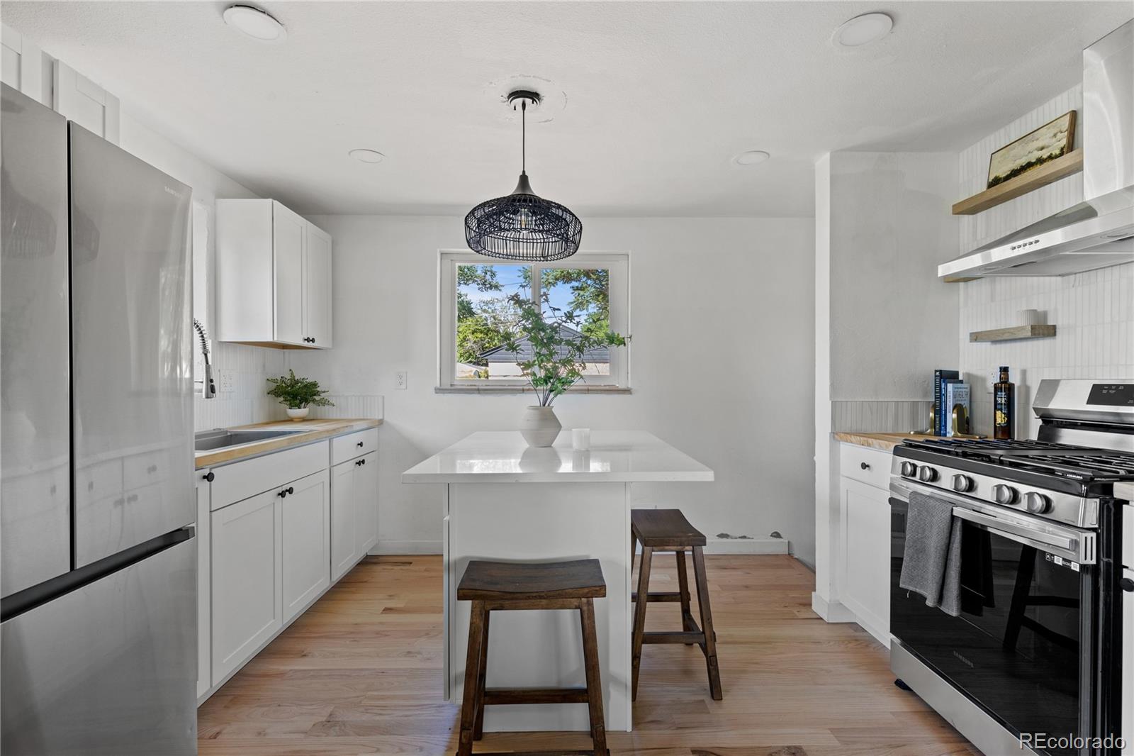 525 Perry Street Denver, CO 80204 - Photo 8 of 26 Gallery Image 8