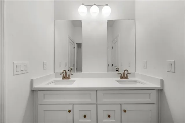 $799,900 | 502 Level Creek Road, Sugar Hill, GA 30518