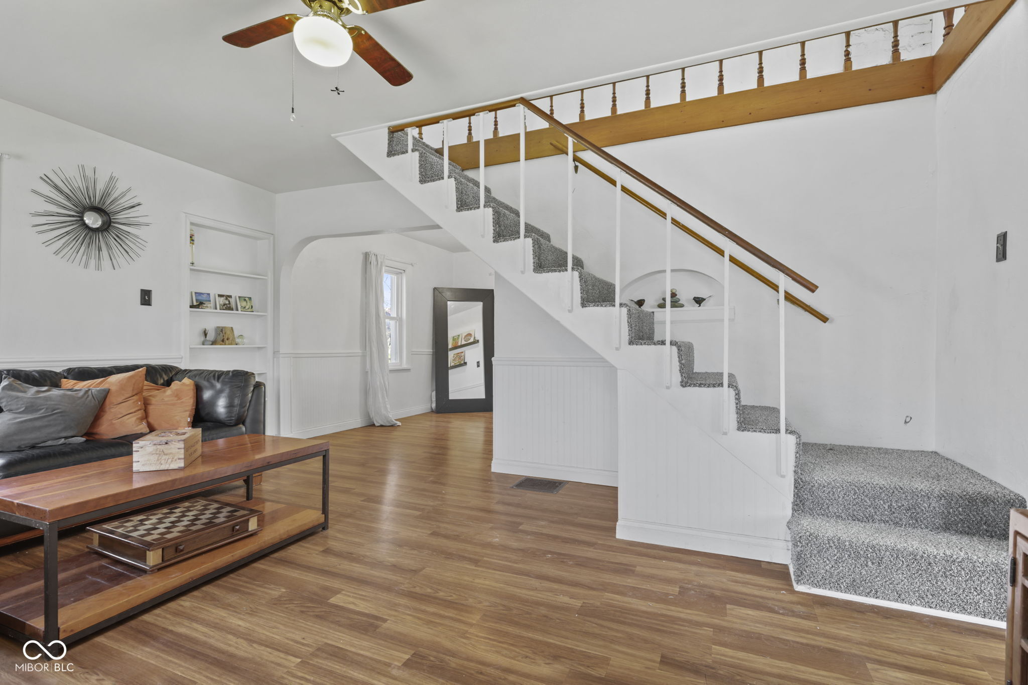 227 South Jefferson Street Pendleton, IN 46064 - Photo 5 of 37