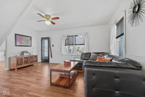 $260,000 | 227 South Jefferson Street, Pendleton, IN 46064
