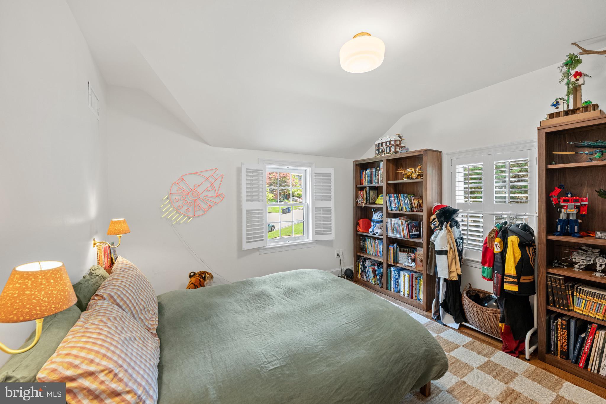 5914 Gloster Road Bethesda, MD 20816 - Photo 14 of 22 Gallery Image 14