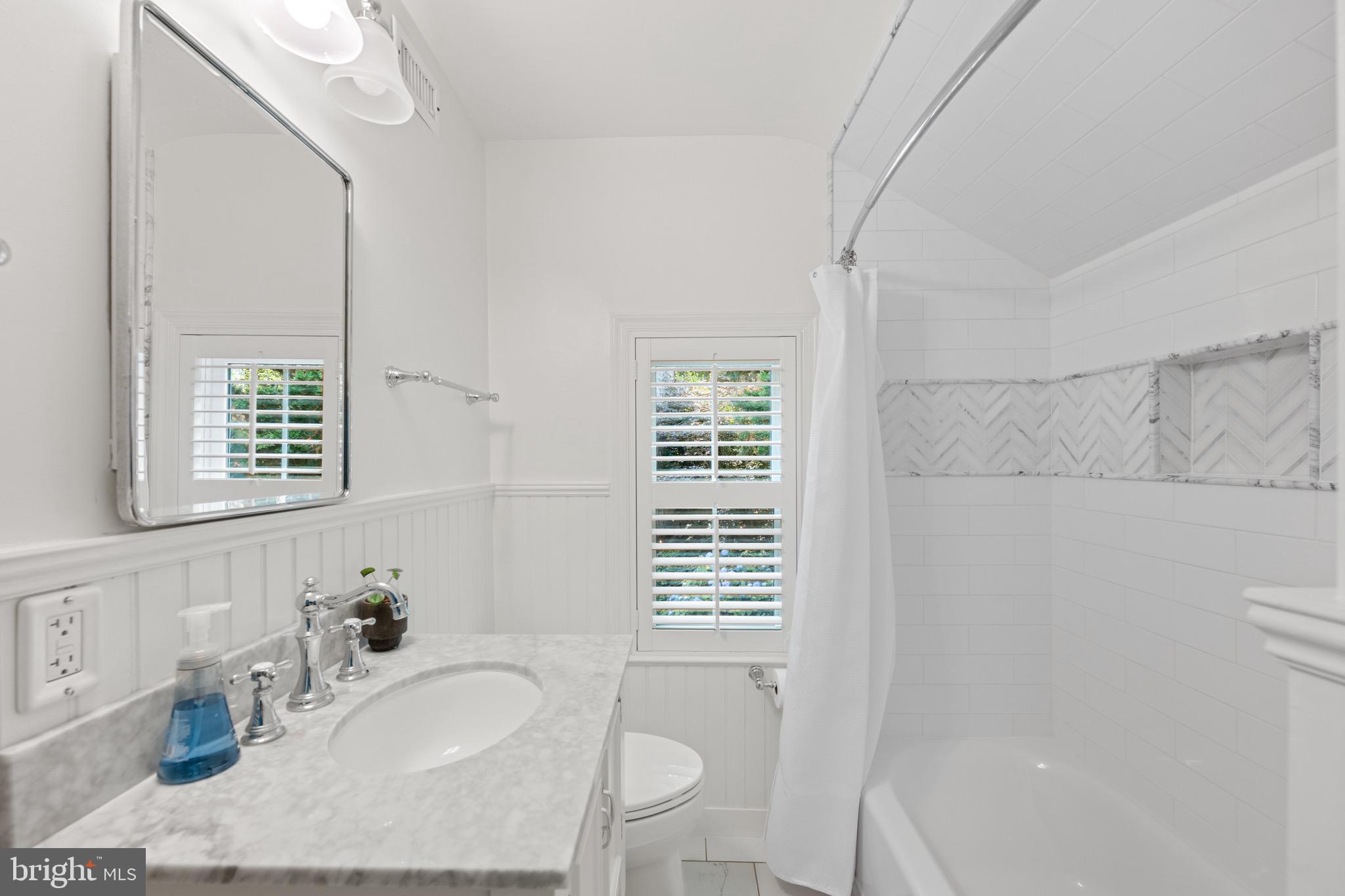 5914 Gloster Road Bethesda, MD 20816 - Photo 15 of 22 Gallery Image 15