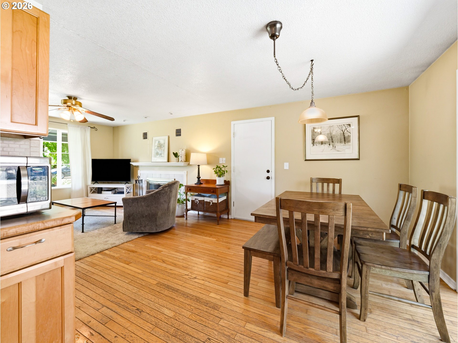 13467 Southwest Devonshire Drive Beaverton, OR 97005 - Photo 12 of 37