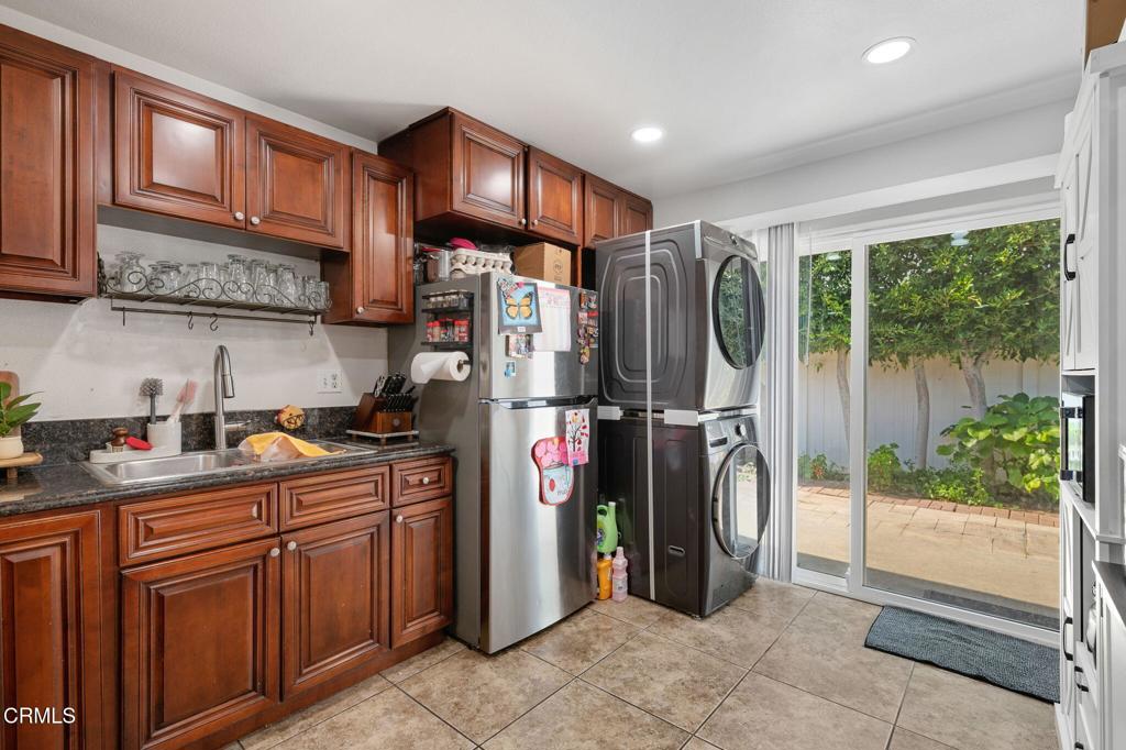 2334 Alexander Street Oxnard, CA 93033 - Photo 7 of 16